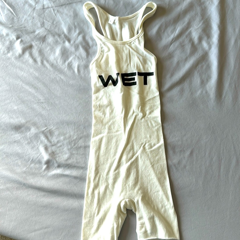 MOWALOLA WET ONESIE